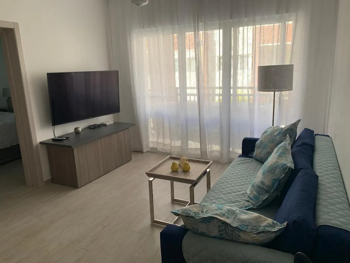 Apartament Luxurious Spacious 2-Bedroom Apartment, Steps From Beach Punta Cana